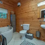 Large Luxury Log Getaway * Ballyconnell (Cavan)