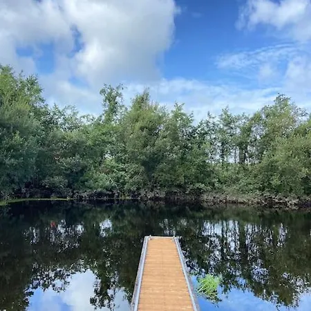 Large Luxury Log Getaway